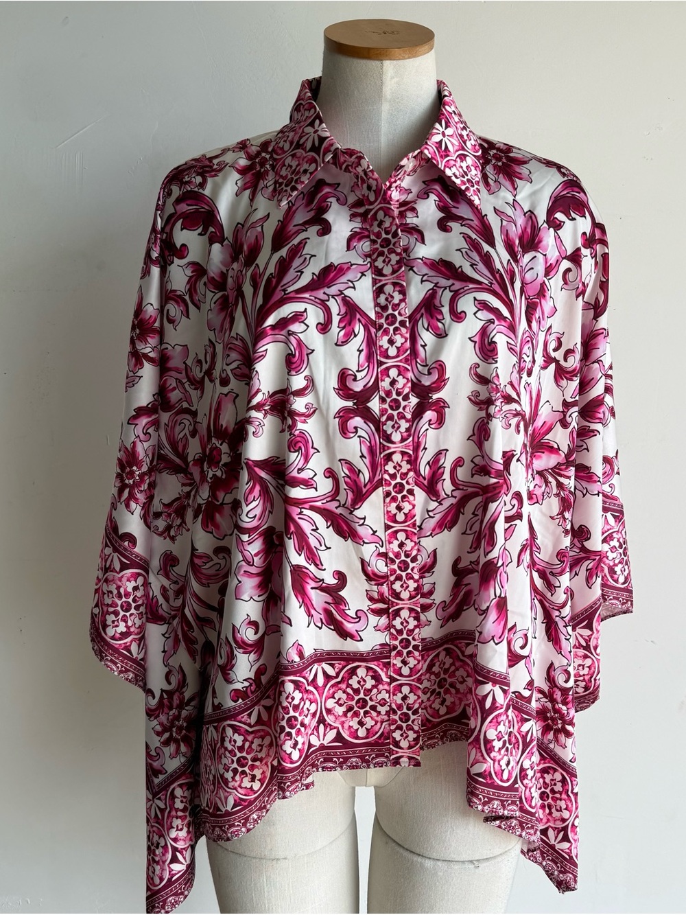 Boston Proper Pink & White Floral Scroll Blouse medium oversized short sleeves
